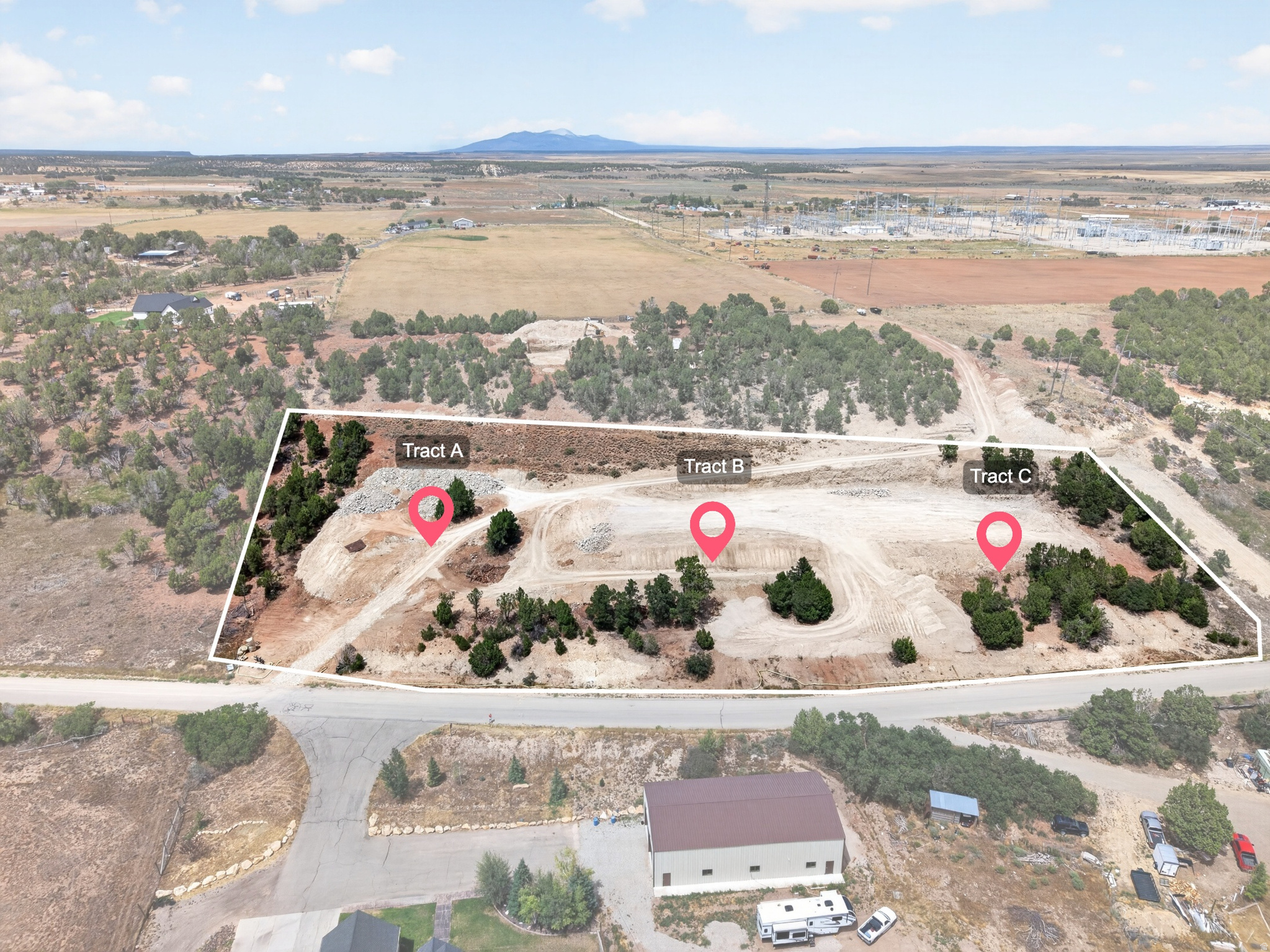 1217 E CLAY HILL DR