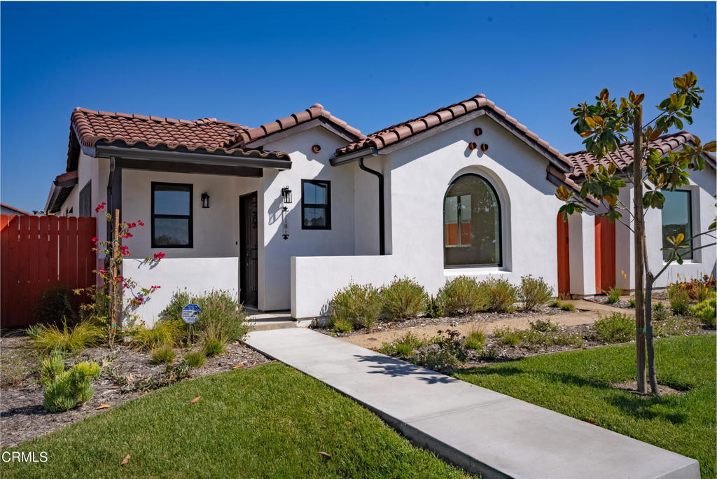 1141 W 2nd Street, Oxnard, CA 93030 — photo 1