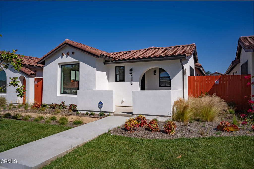 1135 W 2nd Street, Oxnard, CA 93030 — photo 1