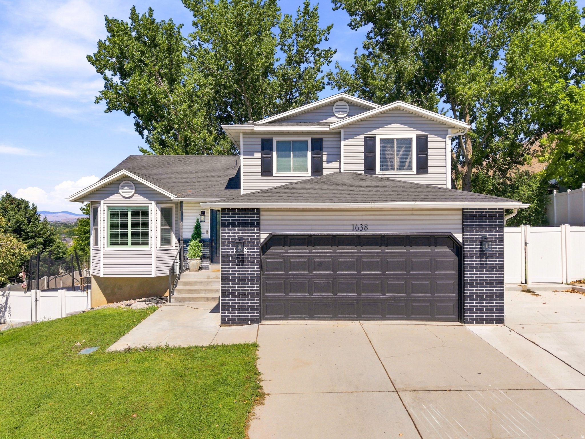 1638 N MURDOCK DR, Pleasant Grove, UT 84062 — photo 1