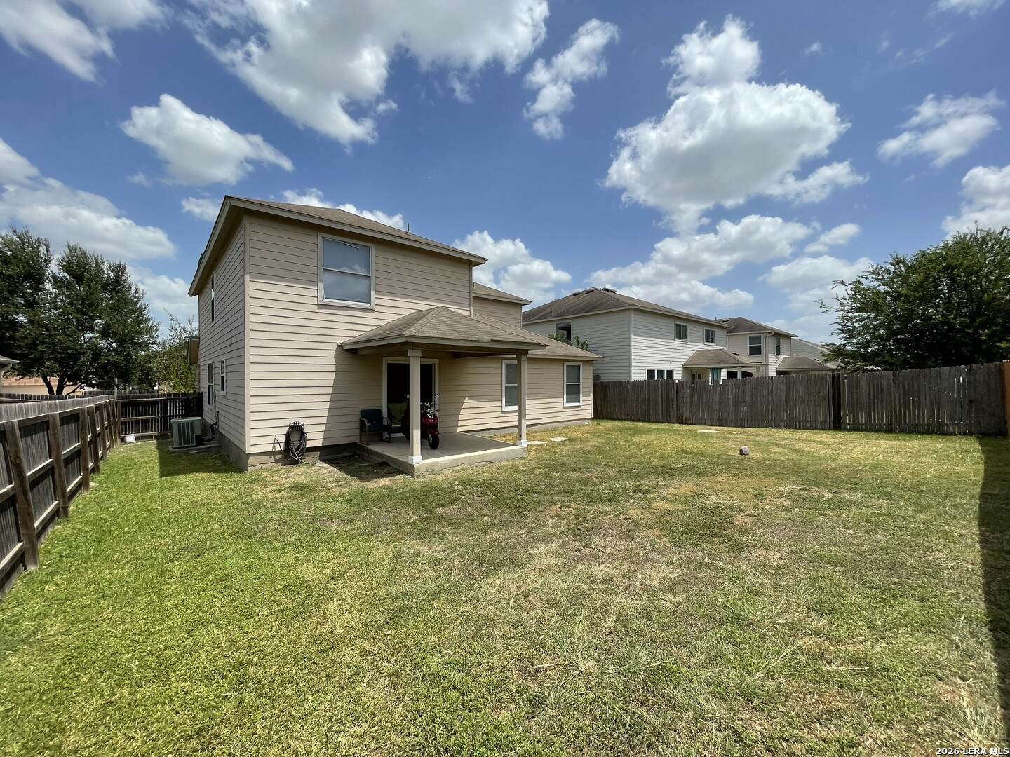 8526 CHICKASAW BLF, ,  78109 — photo 1