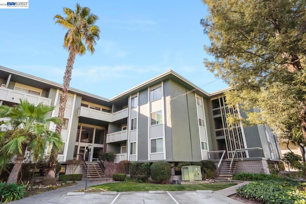 1458 Hudson Street 107, Redwood City, CA 94523 — photo 1