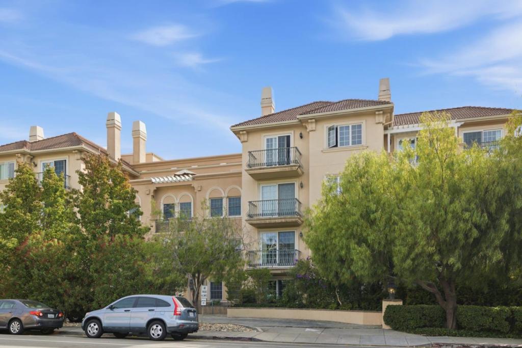 153 N N San Mateo Drive 304, San Mateo, CA 94401 — photo 1