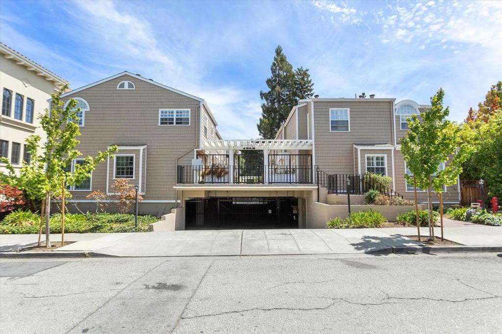 1555 Cherry Street 4, San Carlos, CA 94070 — photo 1