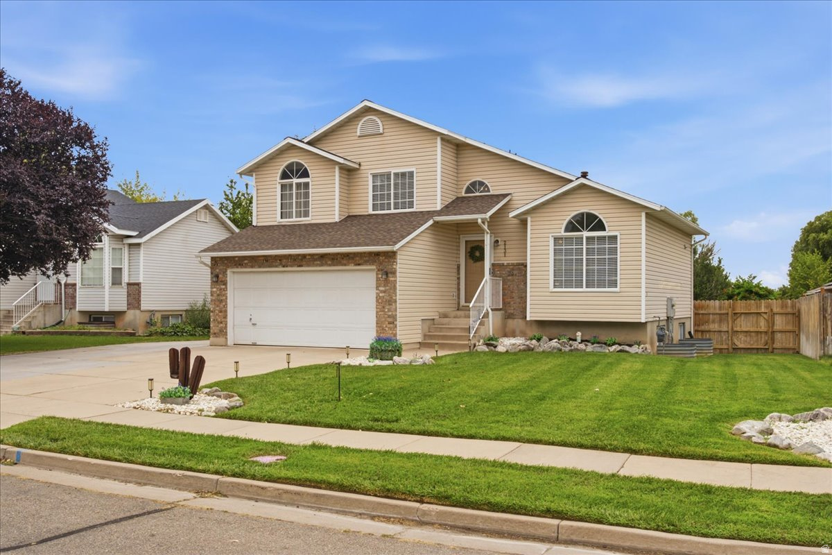 2131 N 850 W, Clinton, UT 84015 — photo 1