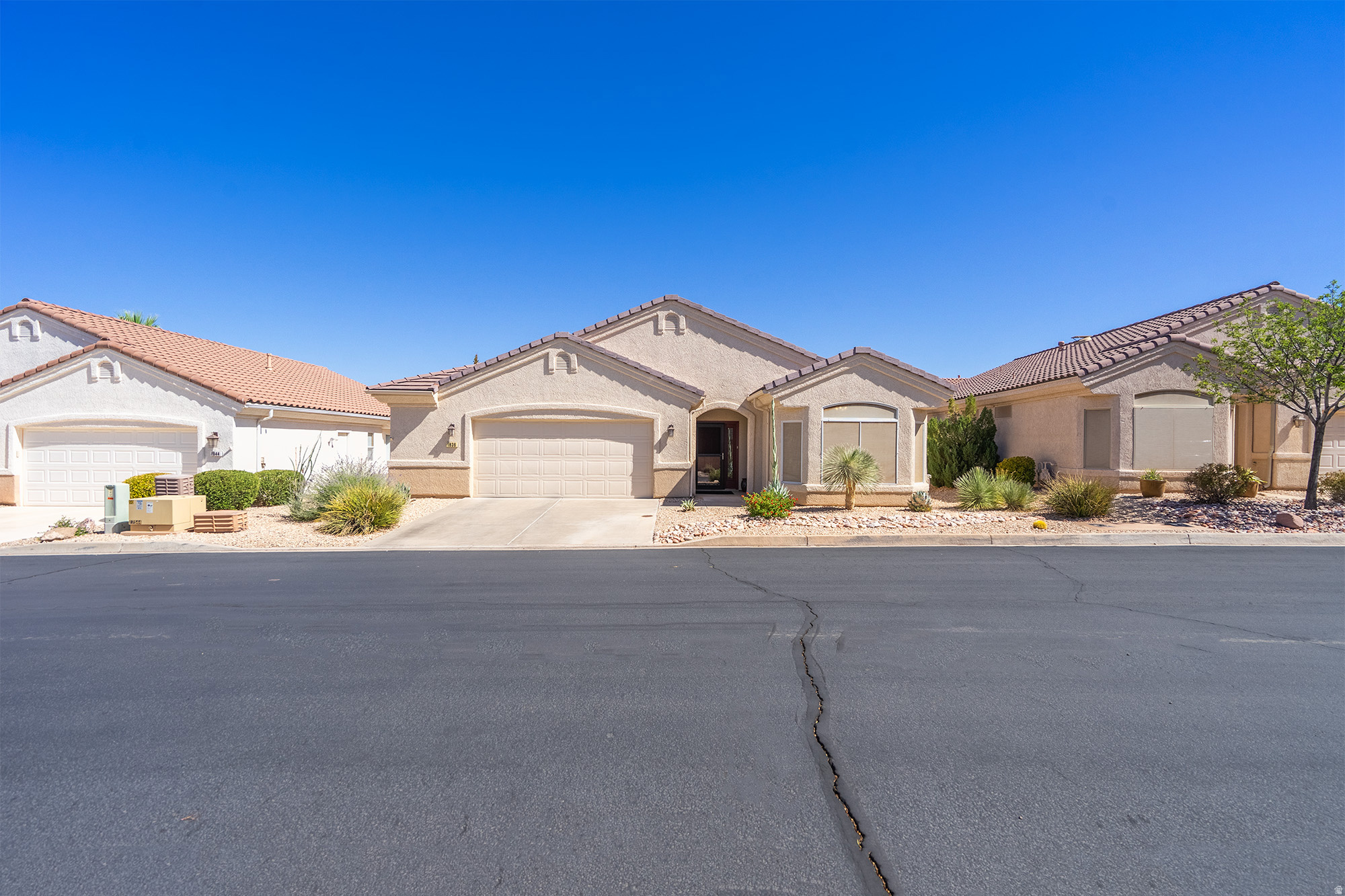 1836 W RUBY RIVER LN, St. George, UT 84790 — photo 1