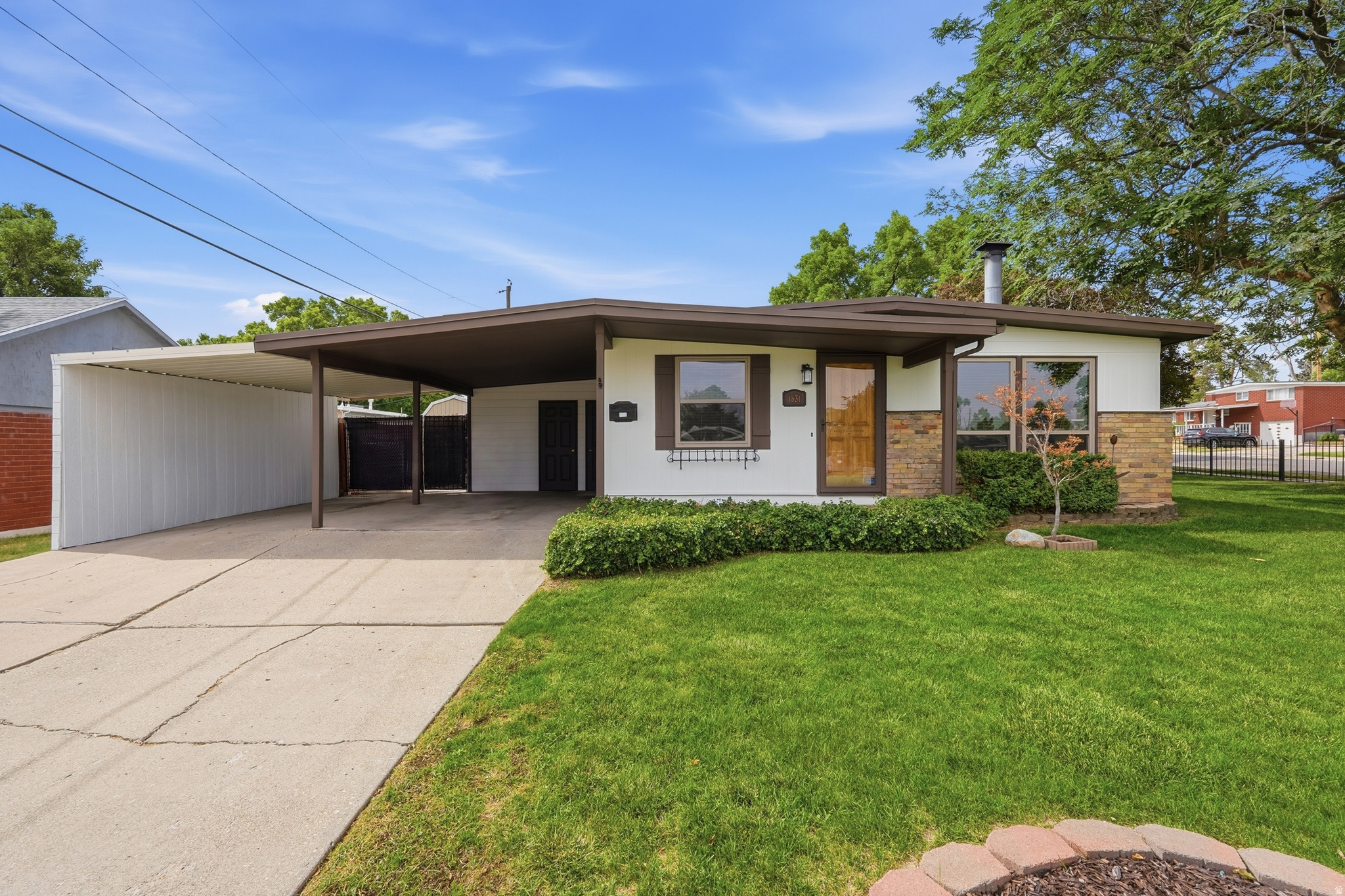 1531 W OLIVE ST, Taylorsville, UT 84123 — photo 1
