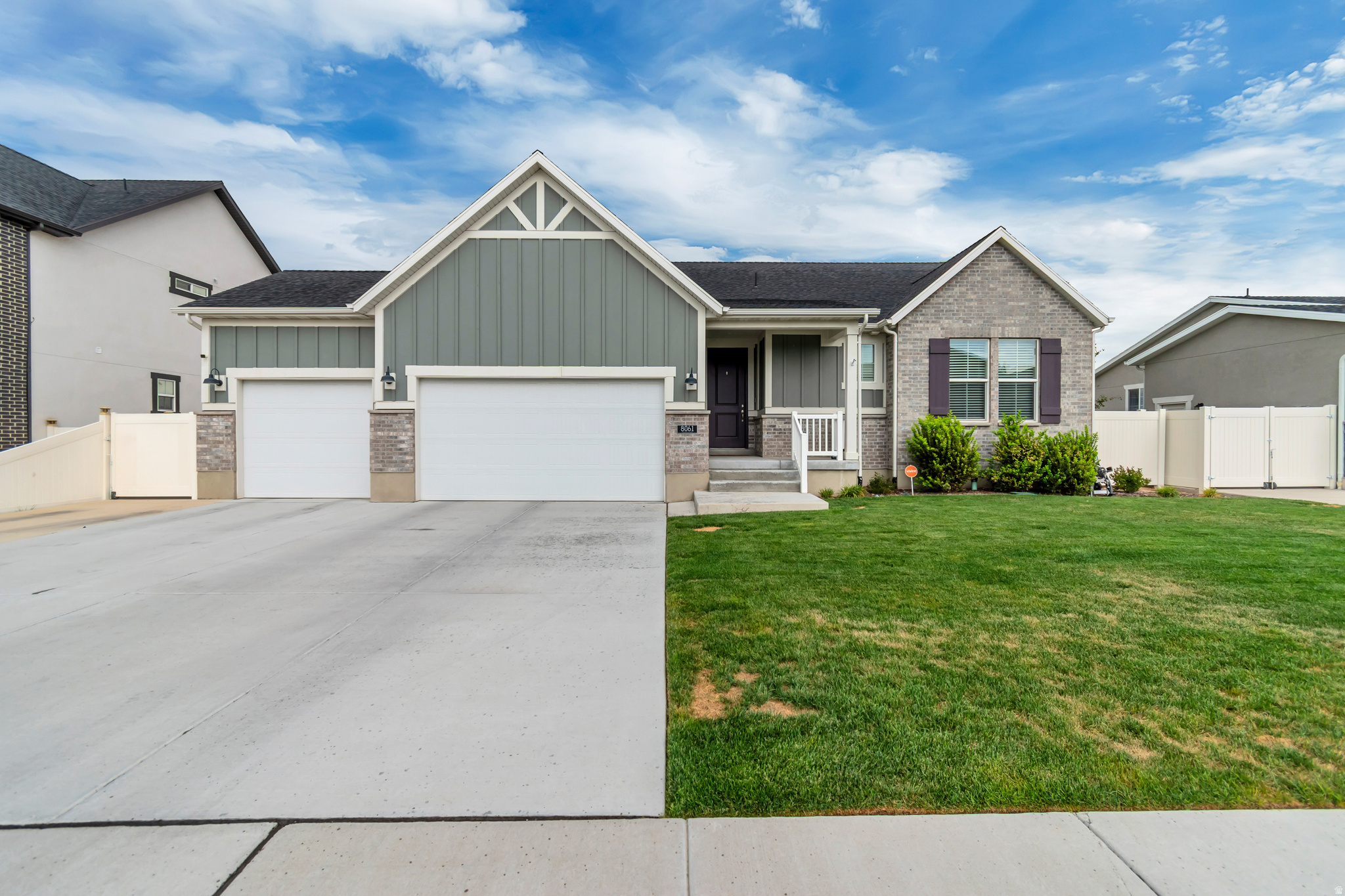 8061 S OAKRIDGE DR, West Jordan, UT 84081 — photo 1