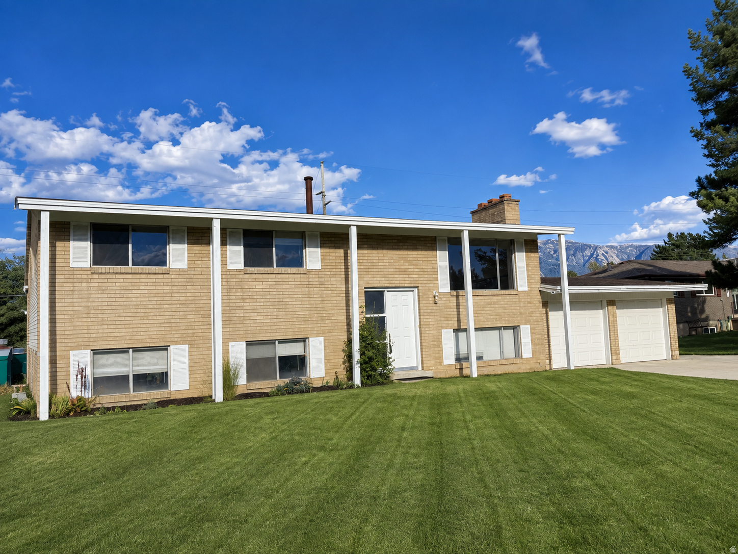 8629 S VAQUERO DR, Sandy, UT 84094 — photo 1