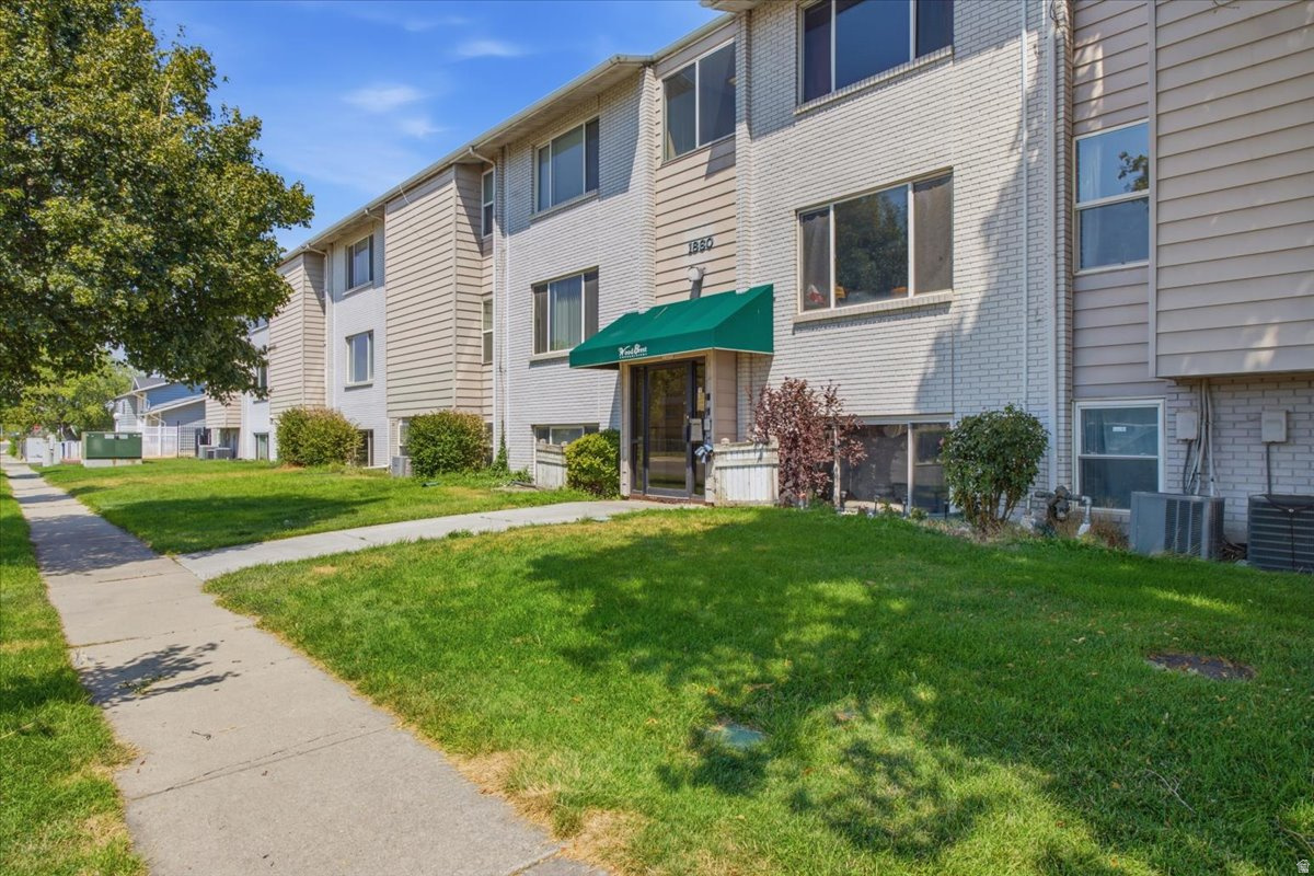 1860 W 500 N #28, Salt Lake City, UT 84116 — photo 1