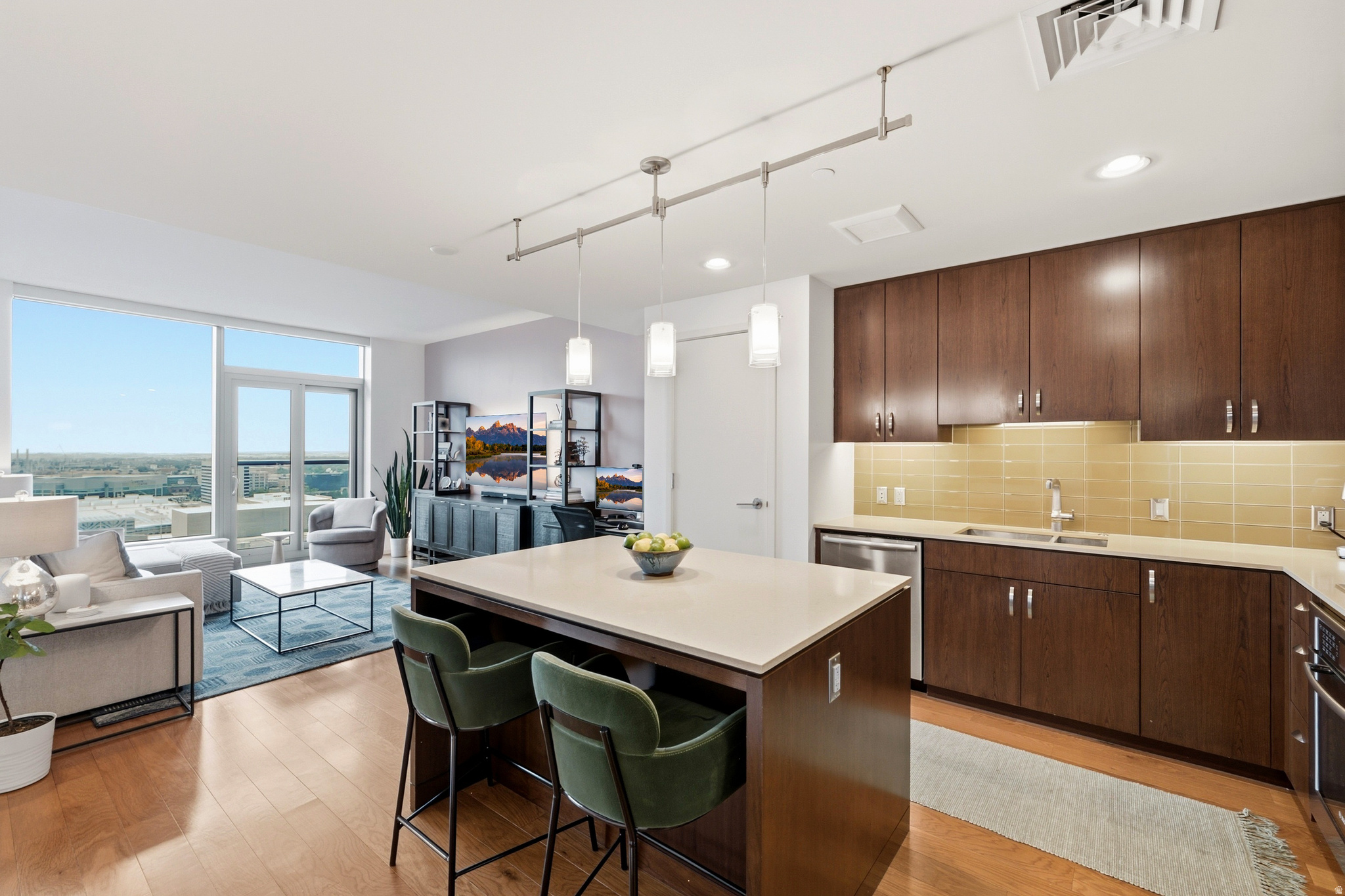 35 E 100 S #1509, Salt Lake City, UT 84111 — photo 1
