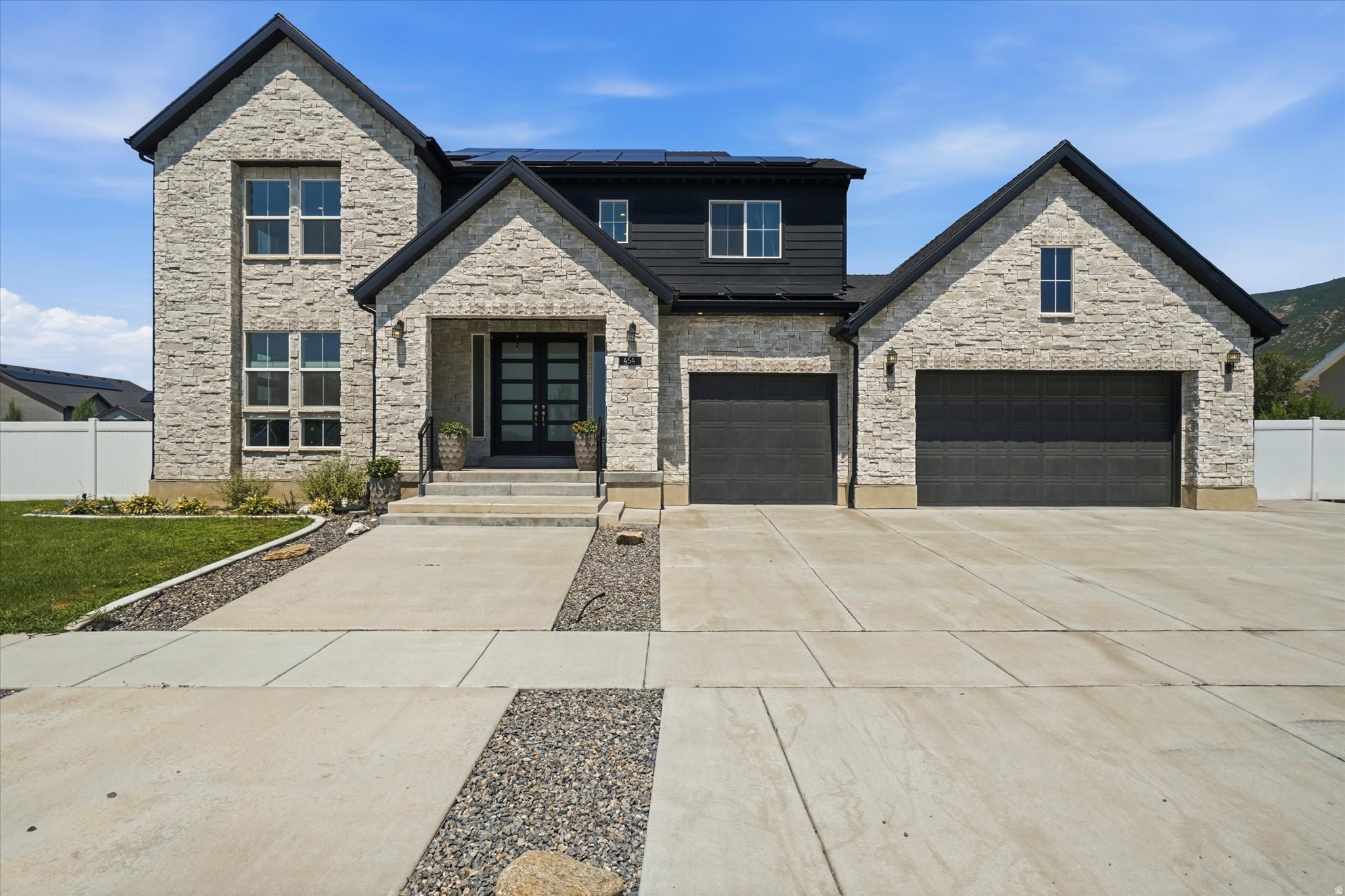 454 W 1025 S, Farmington, UT 84025 — photo 1