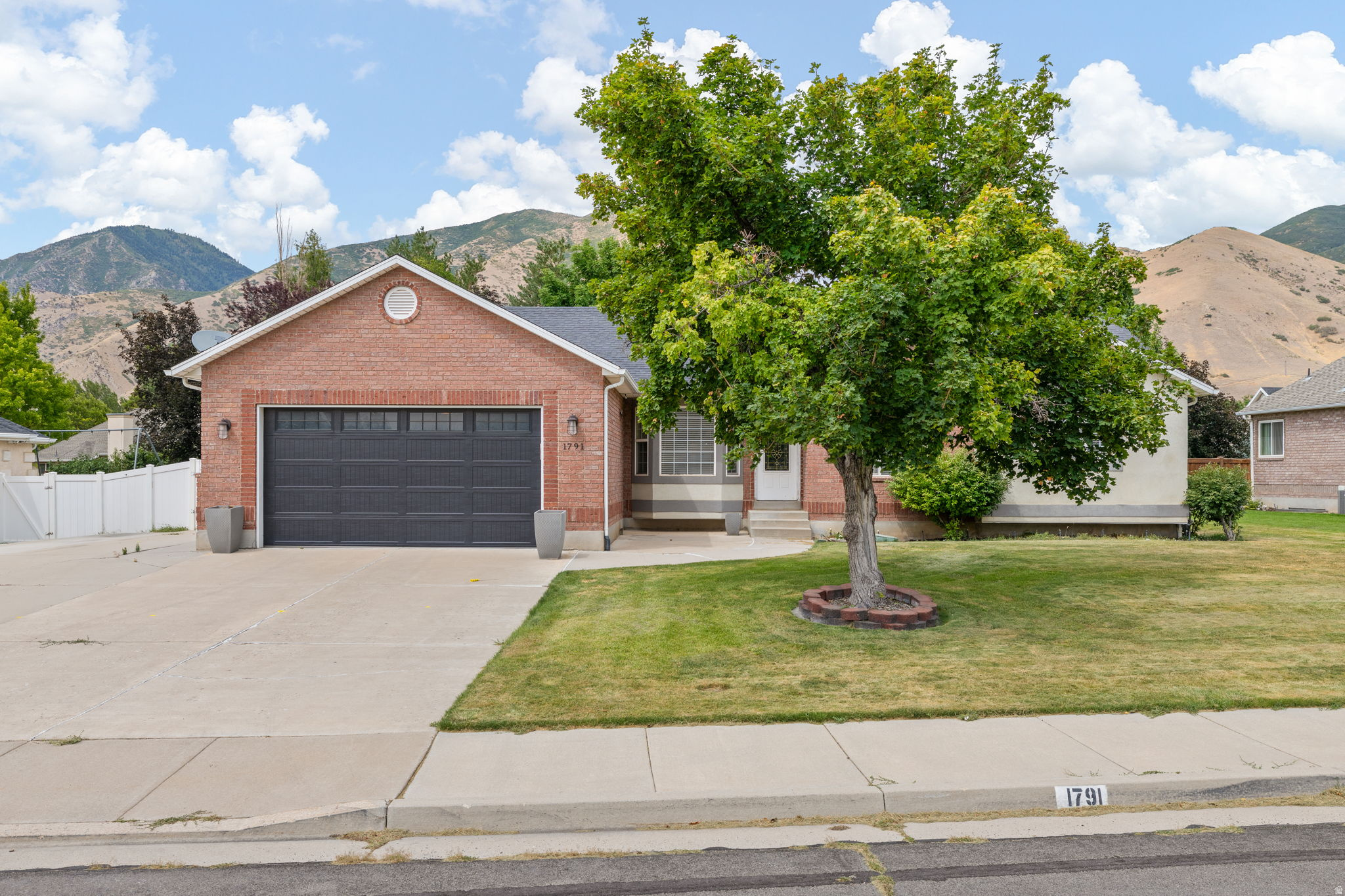 1791  RED BARN RD, Springville, UT 84663 — photo 1