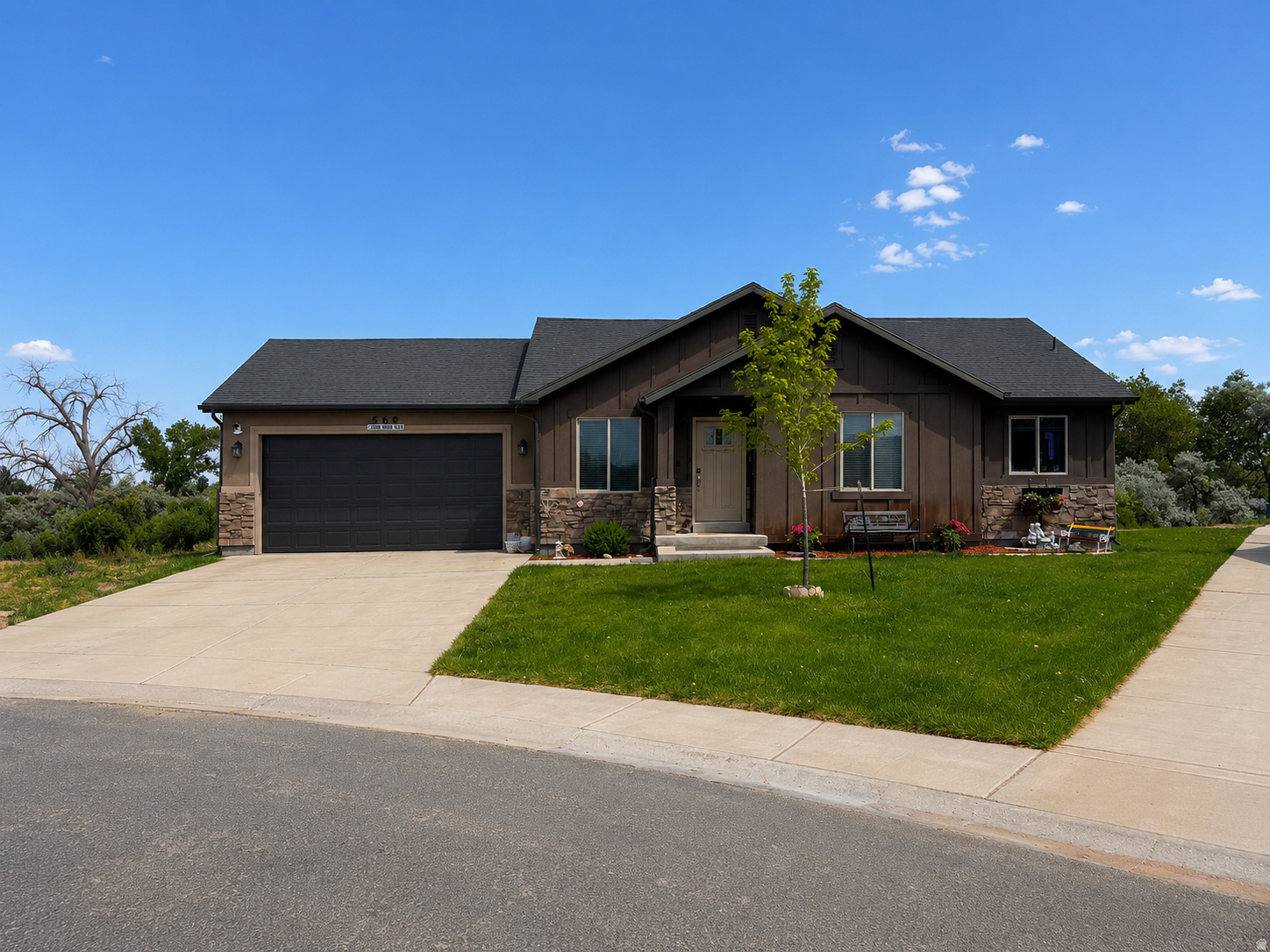 560 E 1140 S, Roosevelt, UT 84066 — photo 1