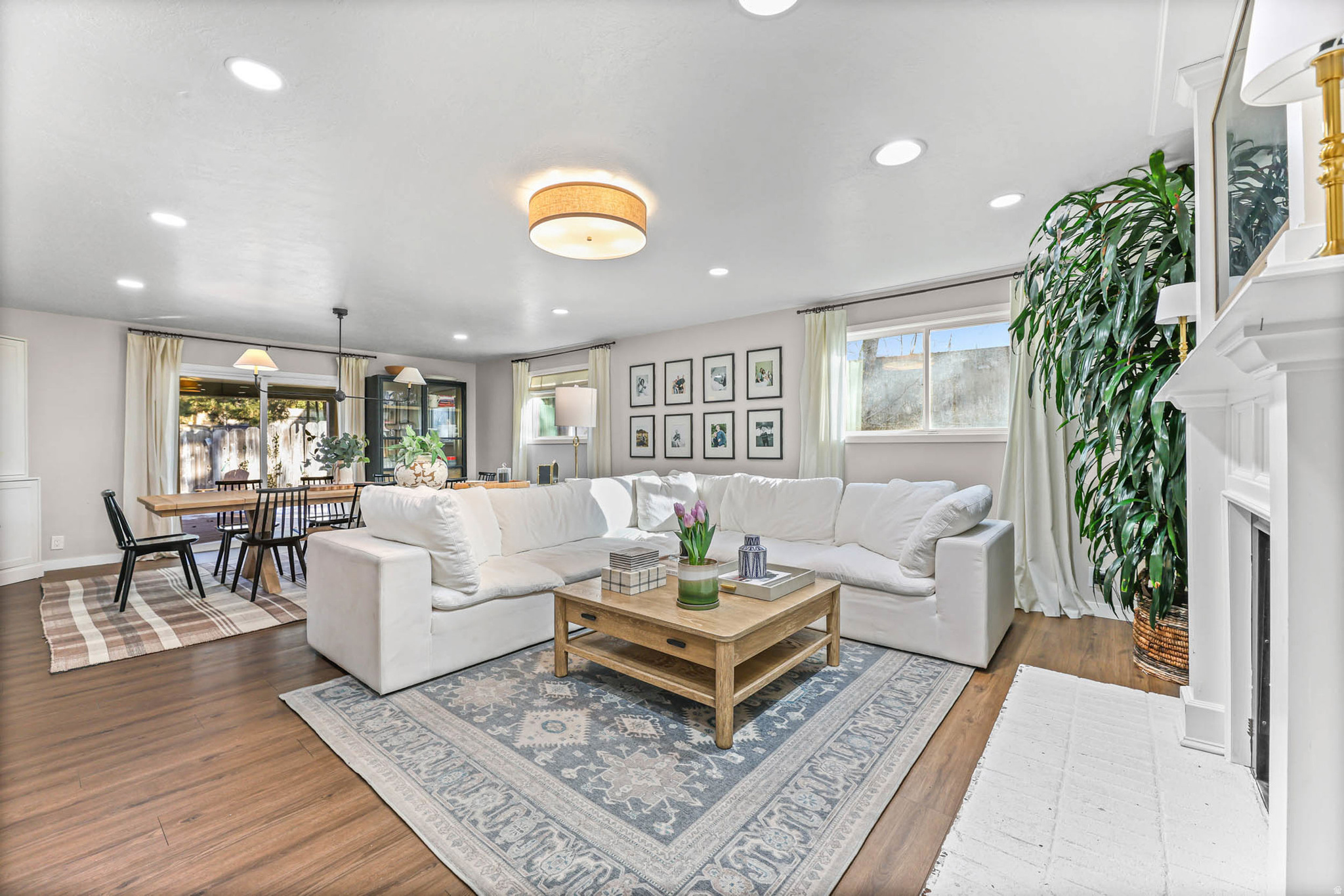 6525 S 2600 E, Cottonwood Heights, UT 84121 — photo 1