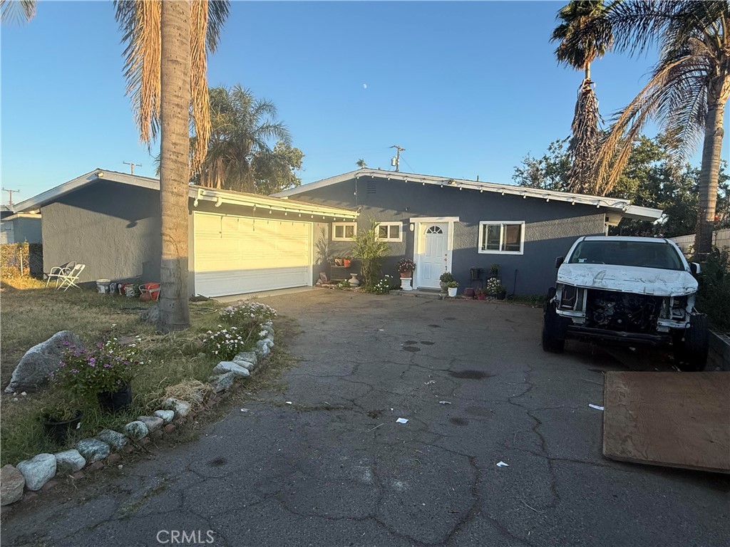 18005 Vine, Fontana, CA 92335 — photo 1