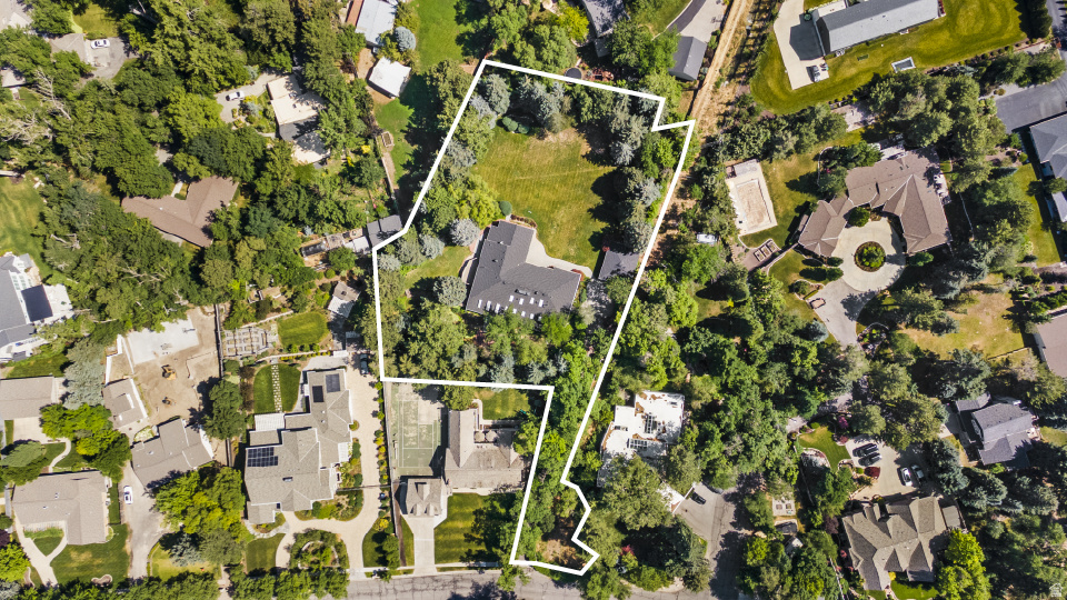 2185 E APPLEWOOD AVE, Holladay, UT 84121 — photo 1