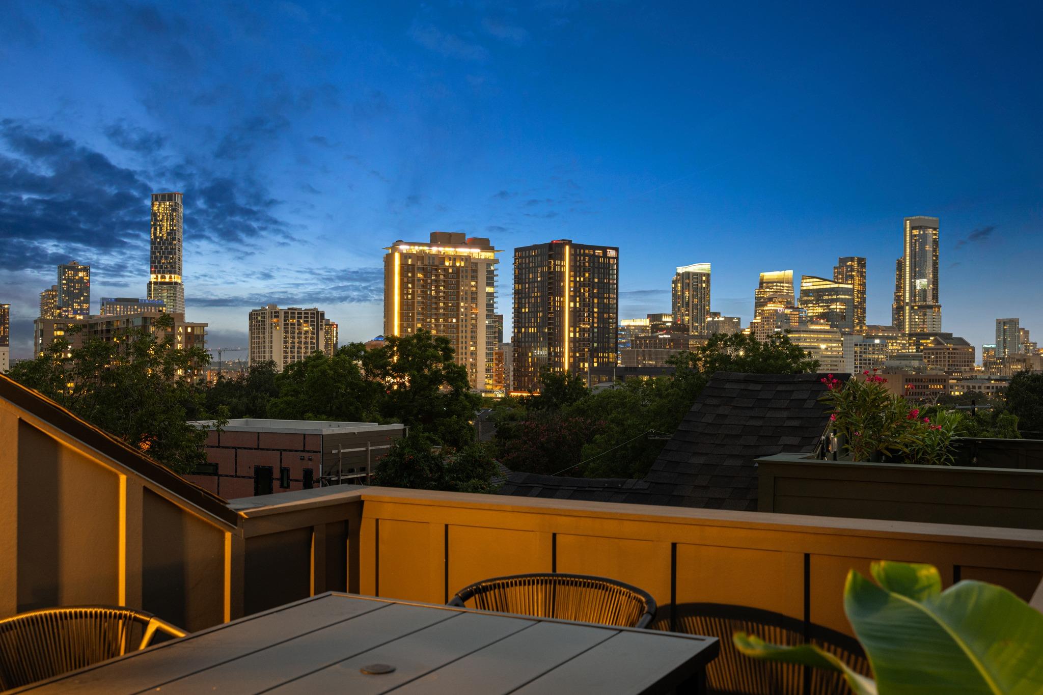 1007 15th, Austin, TX 78702 — photo 1
