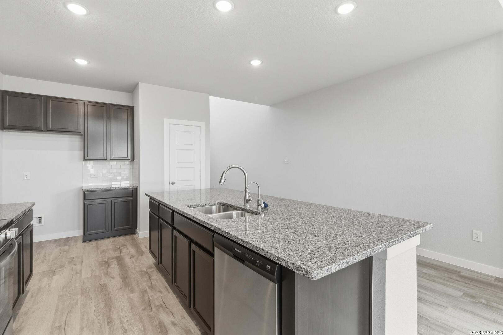 129 ALYSSA CV, ,  78253 — photo 1