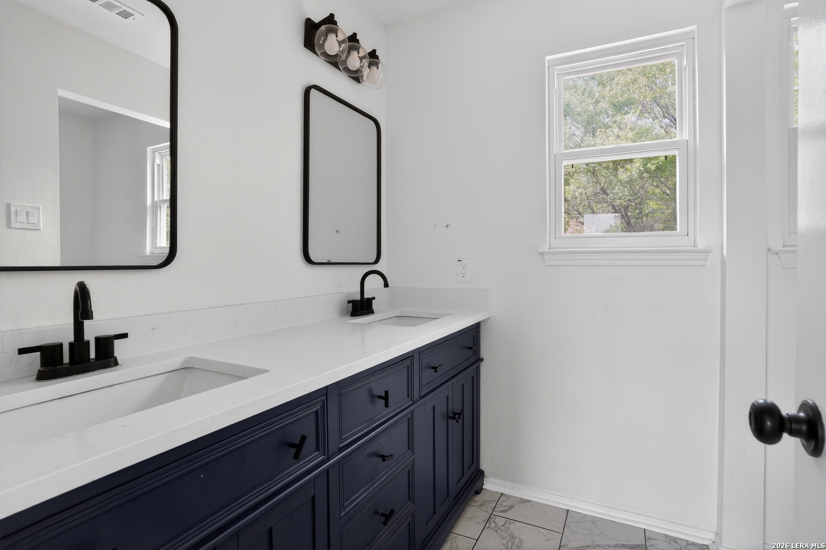 9814 BROAD FOREST ST, ,  78250 — photo 1