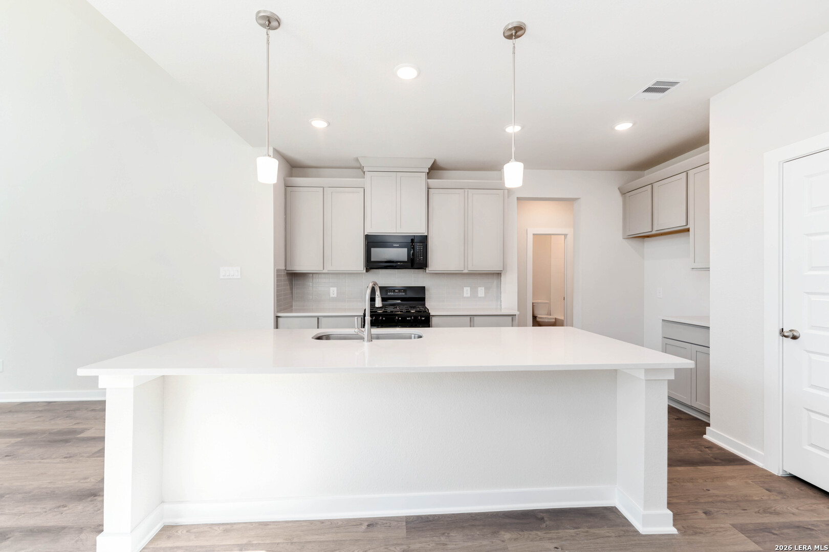 2902 Haffner Rd, , 78109 — photo 1