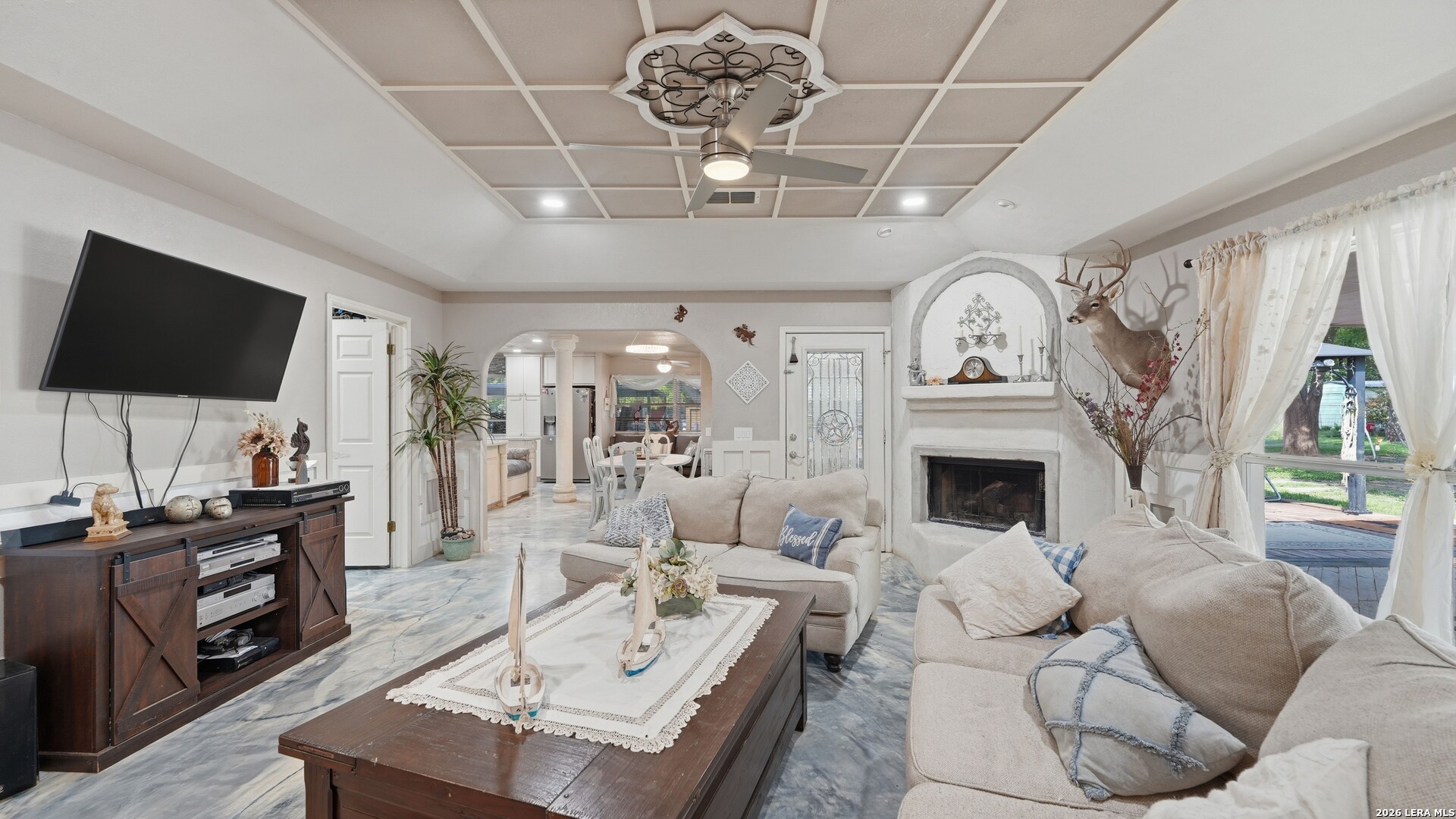 108 Woodlake Dr, ,  78123 — photo 1