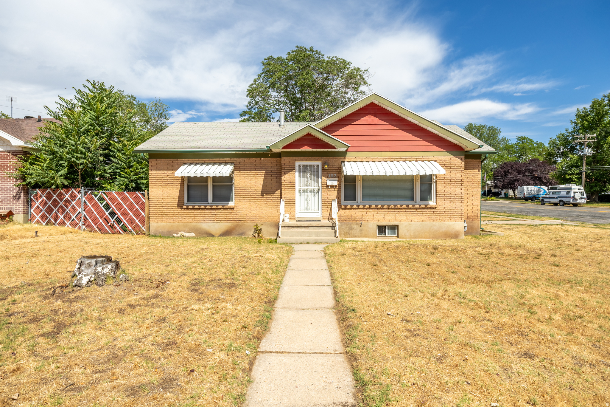 193 S LOCUST ST, Clearfield, UT 84015 — photo 1