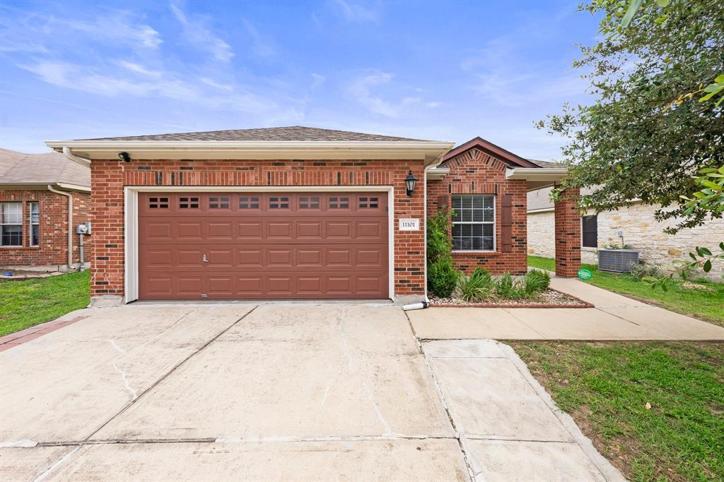 11101 Liberty Farms, Austin, TX 78754 — photo 1