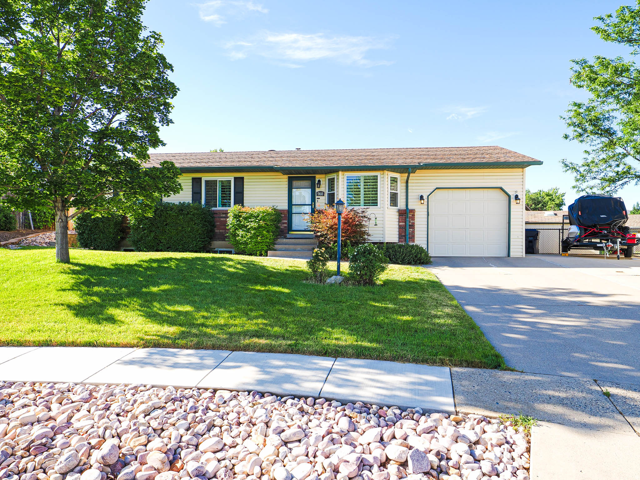 960 E NORTH FORK CIR, Sandy, UT 84094 — photo 1
