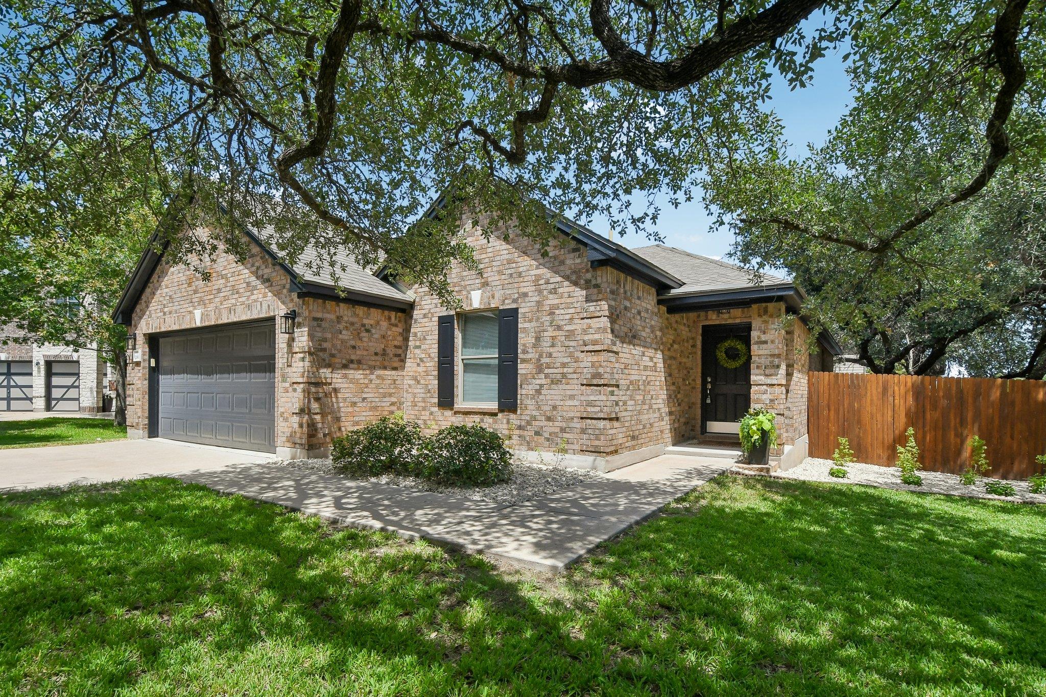 200 Thomas, Leander, TX 78641 — photo 1