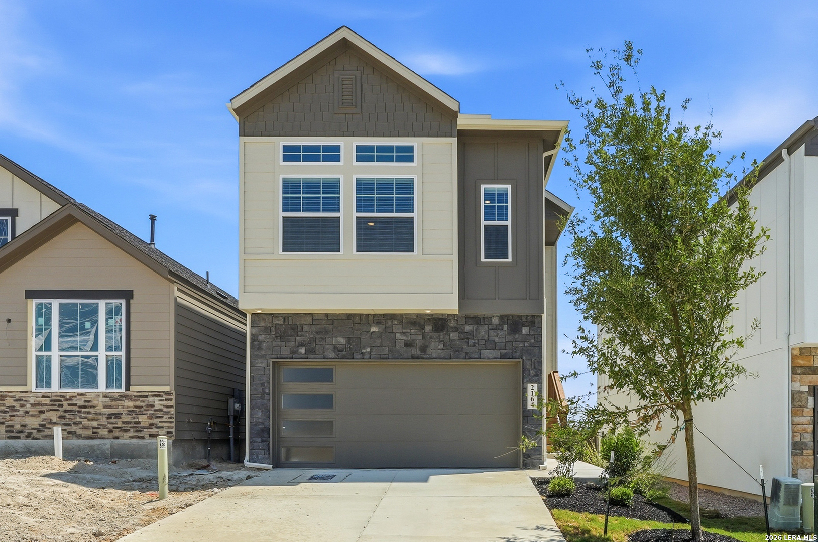 2164 Briggs Summit