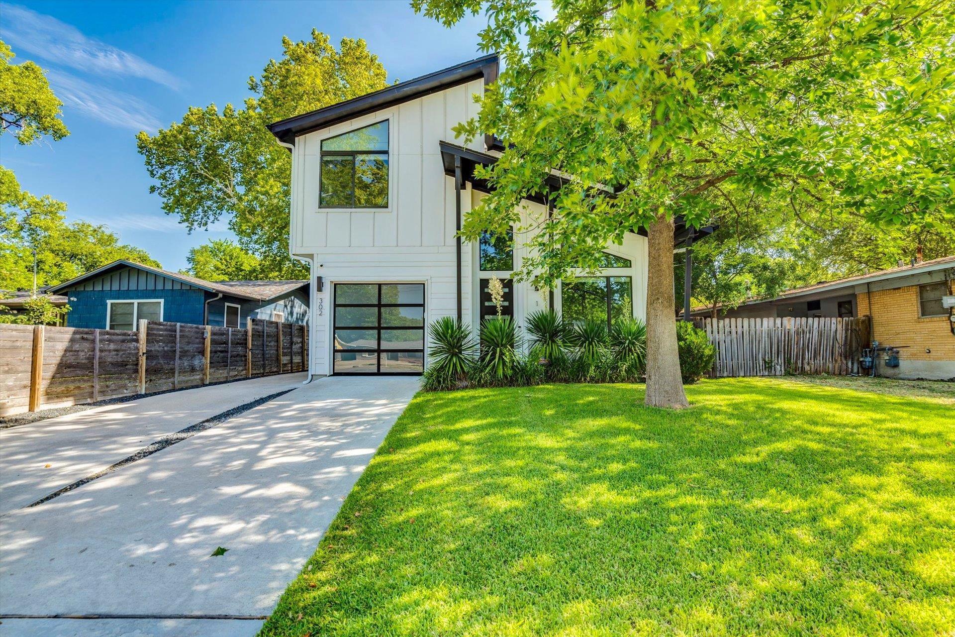 302 Irma, Austin, TX 78752 — photo 1