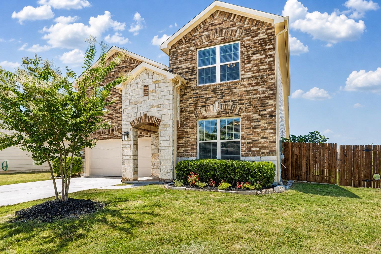 223 Quarry Rock, Liberty Hill, TX 78642 — photo 1