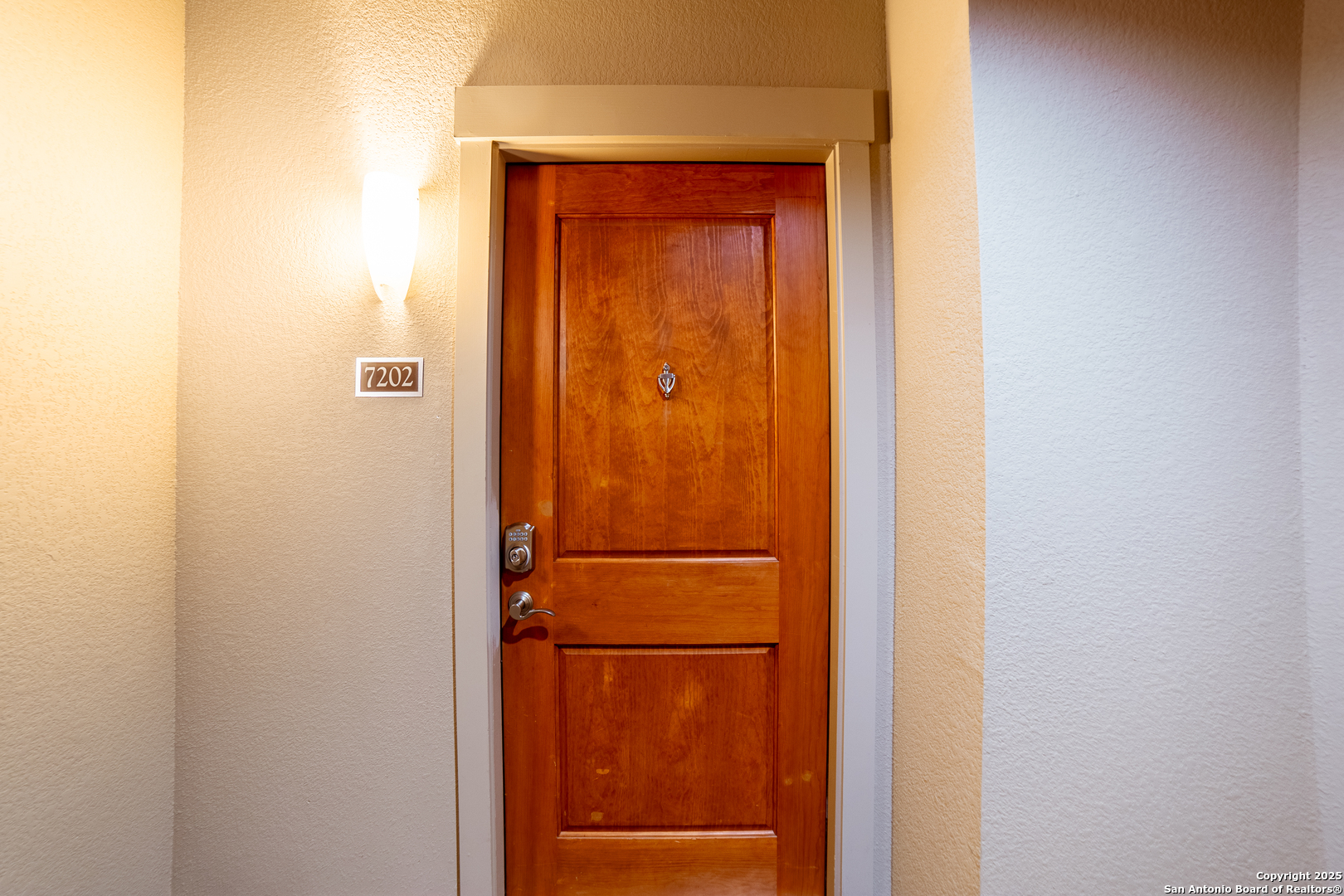 7342 Oak Manor, , 78229 — photo 1