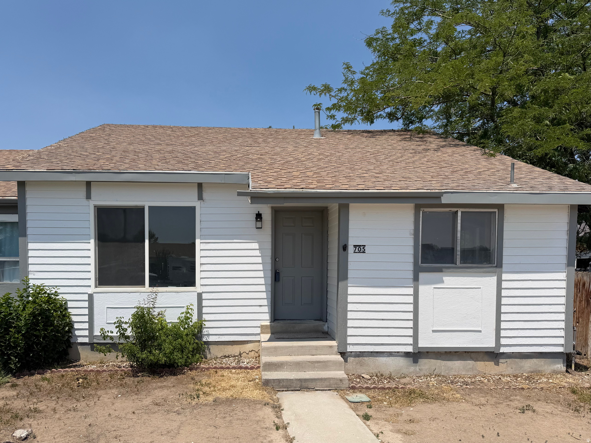 705 N ORANGE AVE, Castle Dale, UT 84513 — photo 1