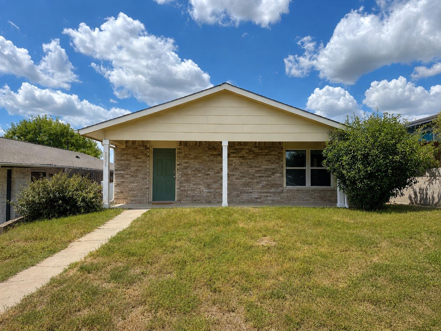 5624 Signal, Austin, TX 78724 — photo 1