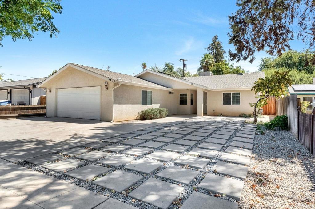 413 S Villa Street, Fresno, CA 93727 — photo 1