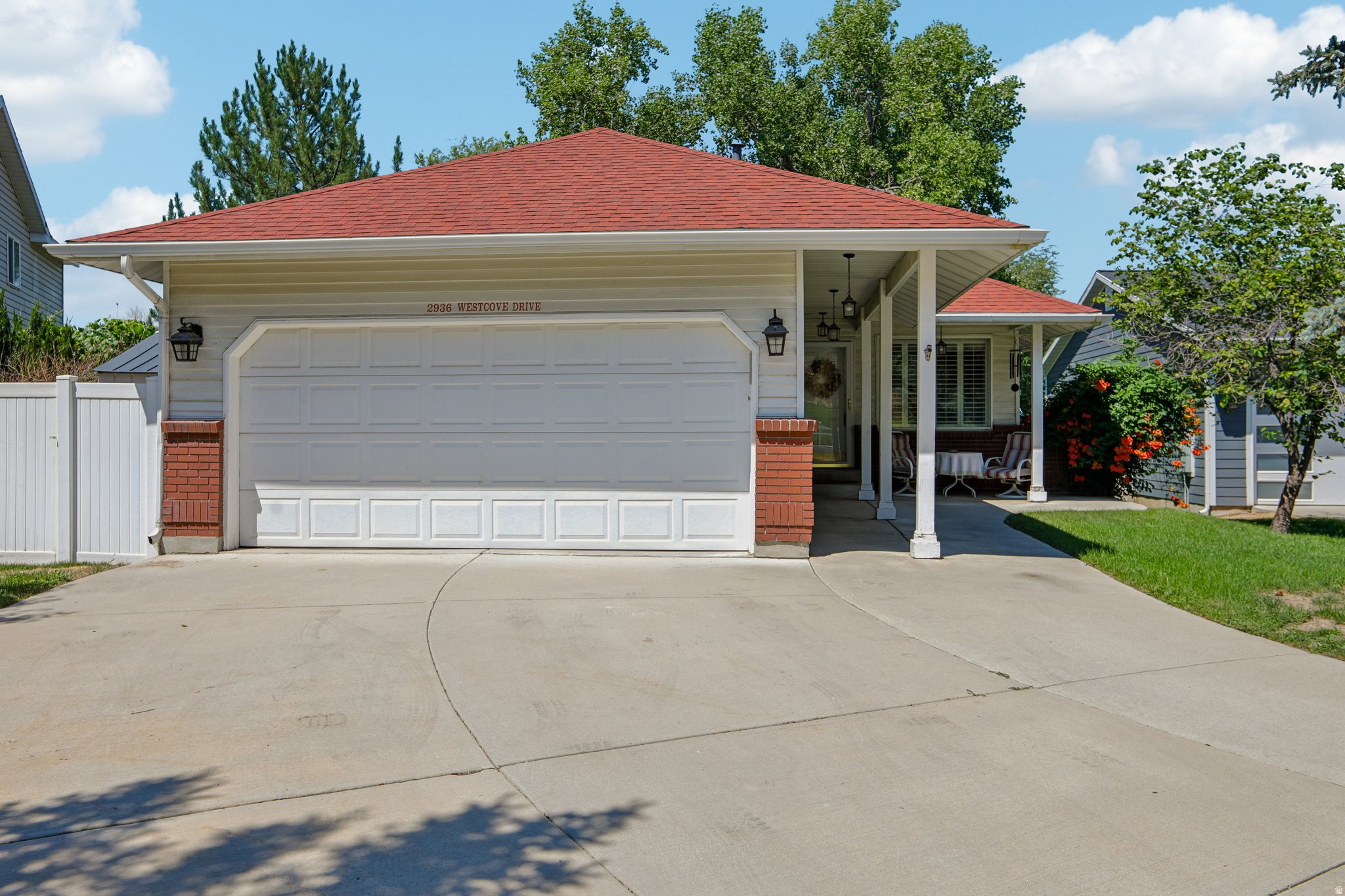 2936 WESTCOVE DR, West Valley City, UT 84119 — photo 1