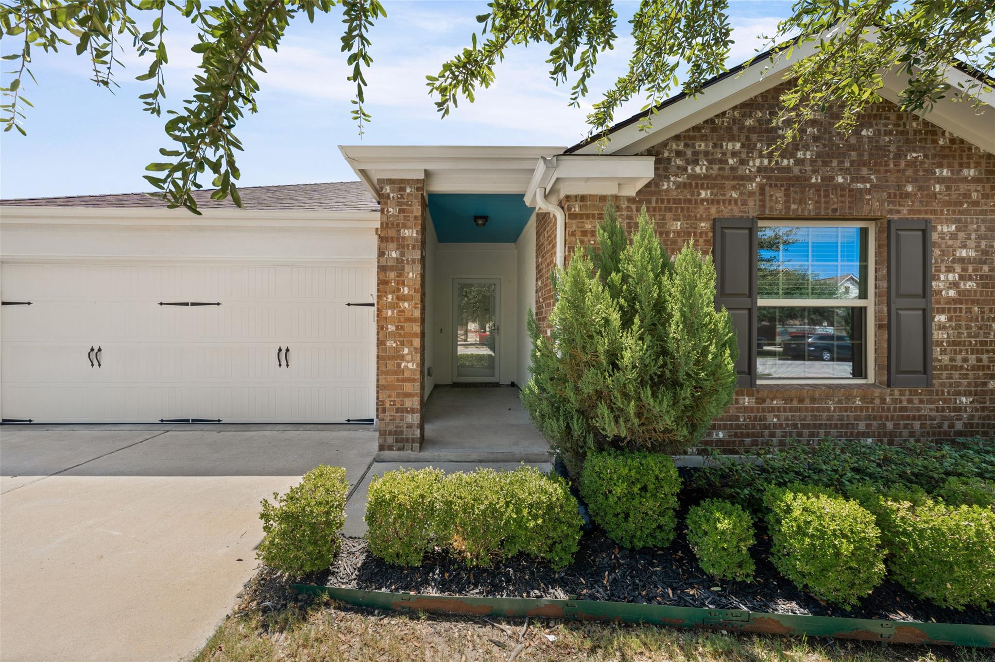 912 Wolcott, Leander, TX 78641 — photo 1