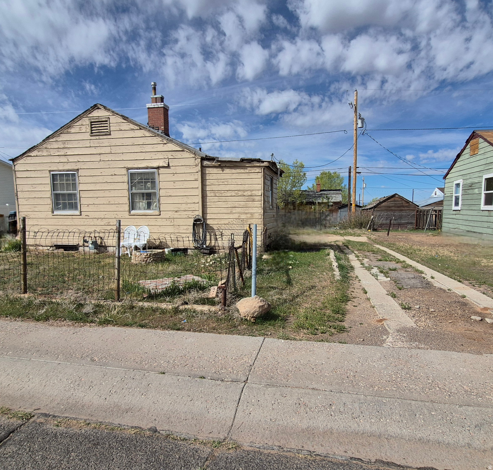 128  4TH, East Carbon, UT 84520 — photo 1