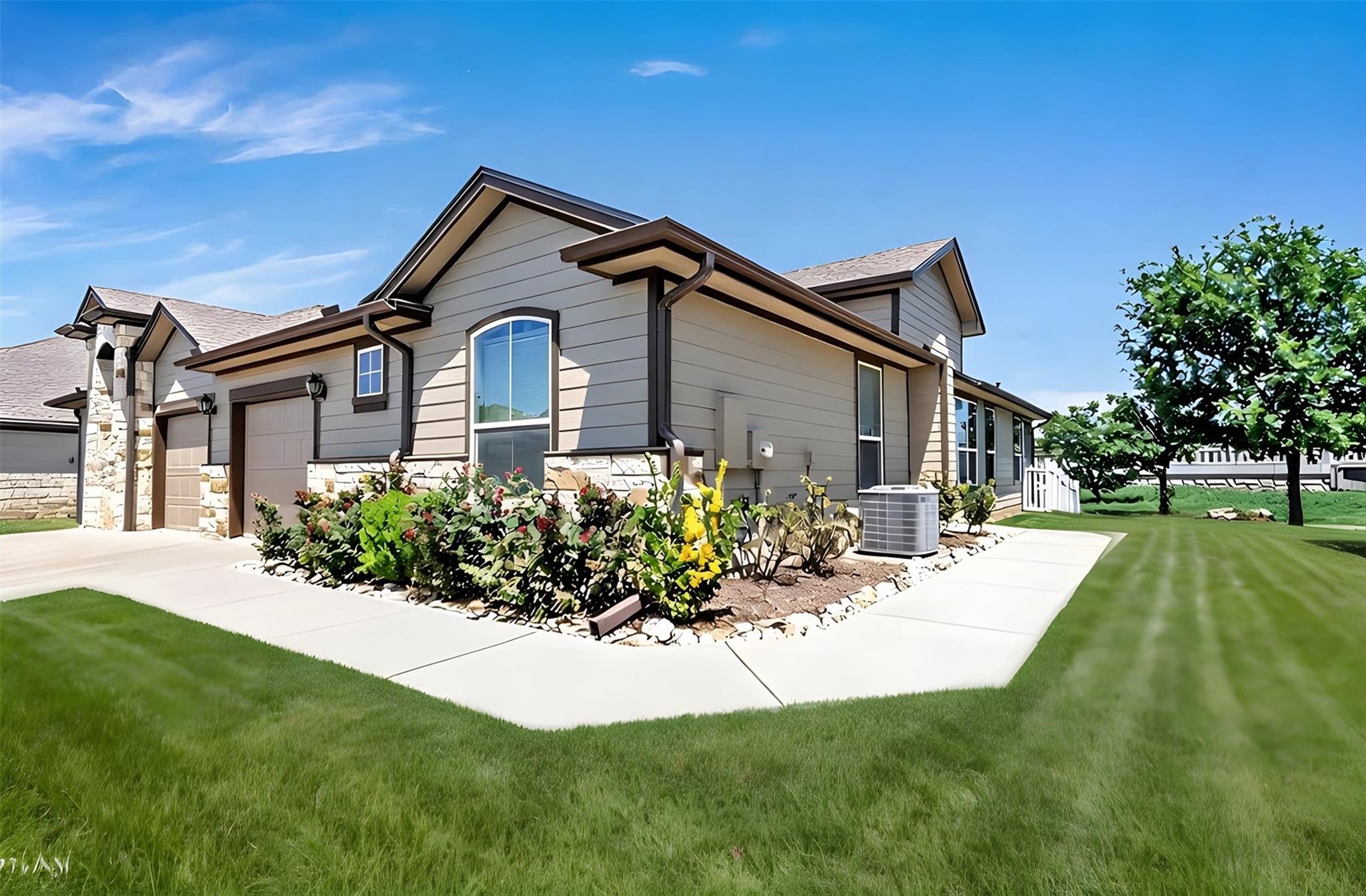 711 Rolling Oak, Round Rock, TX 78664 — photo 1