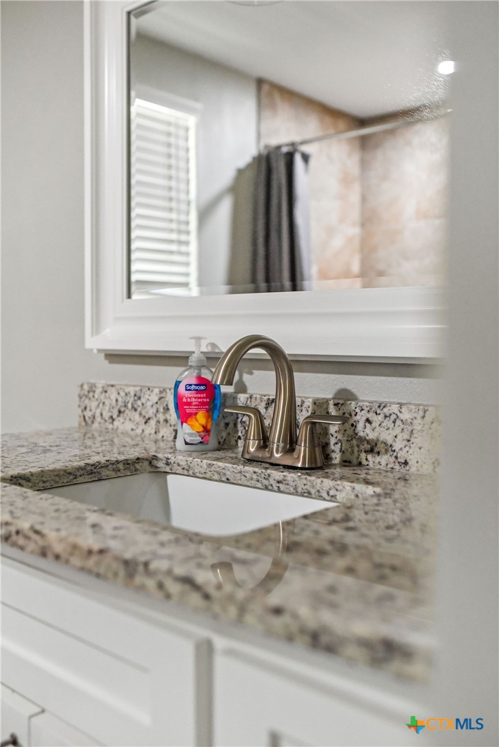 532 County Road 311, Port Lavaca, TX 77979 — photo 1
