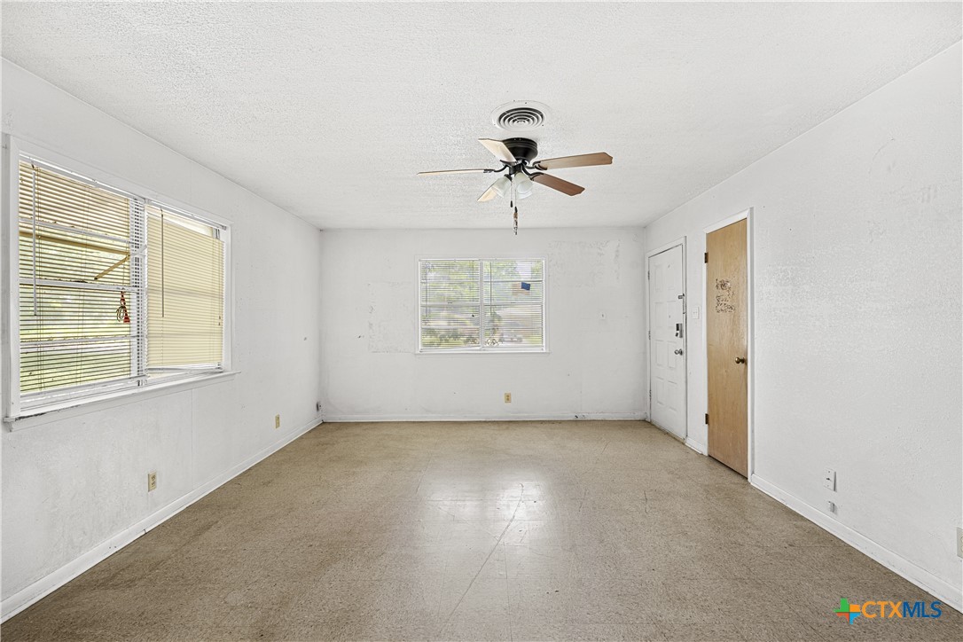 2214 43rd, Temple, TX 76504 — photo 1