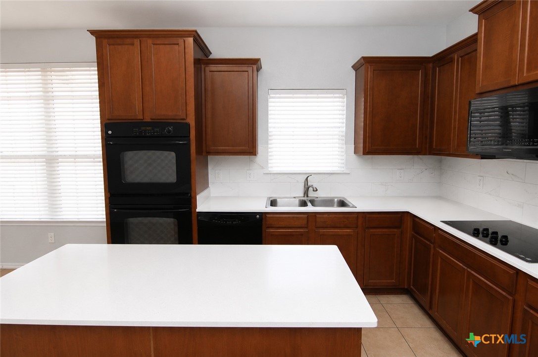 5401 Golden Gate, Killeen, TX 76549 — photo 1