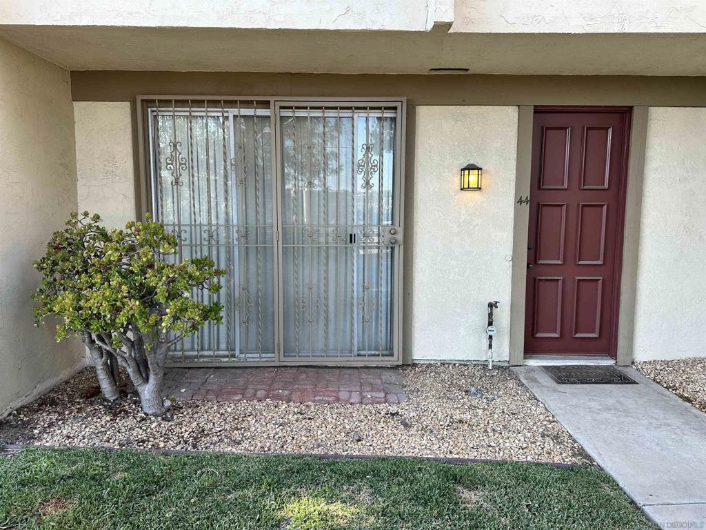 7700 Parkway Drive 44, La Mesa, CA 91942 — photo 1