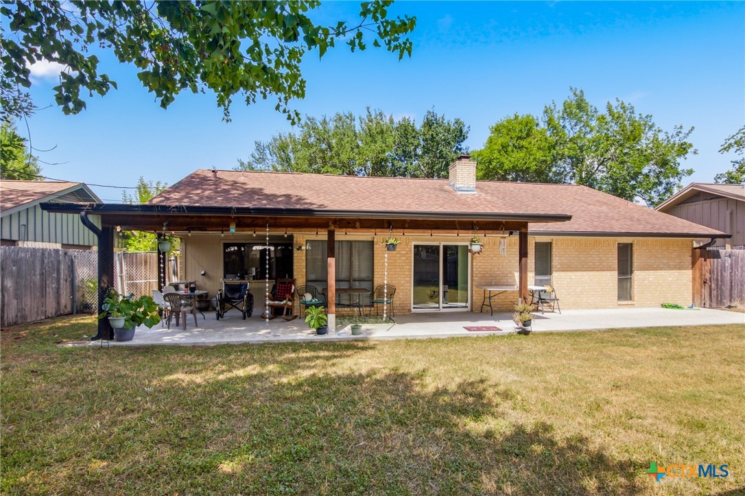 205 Pecos, Victoria, TX 77904 — photo 1