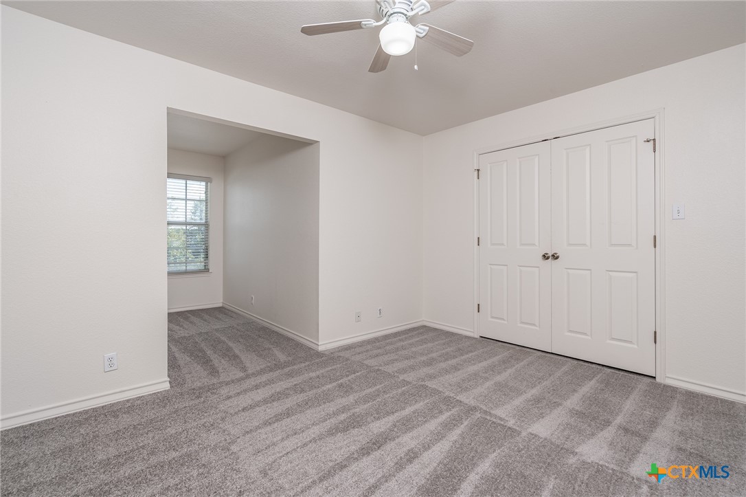200 Sandstone, Jarrell, TX 76537 — photo 1