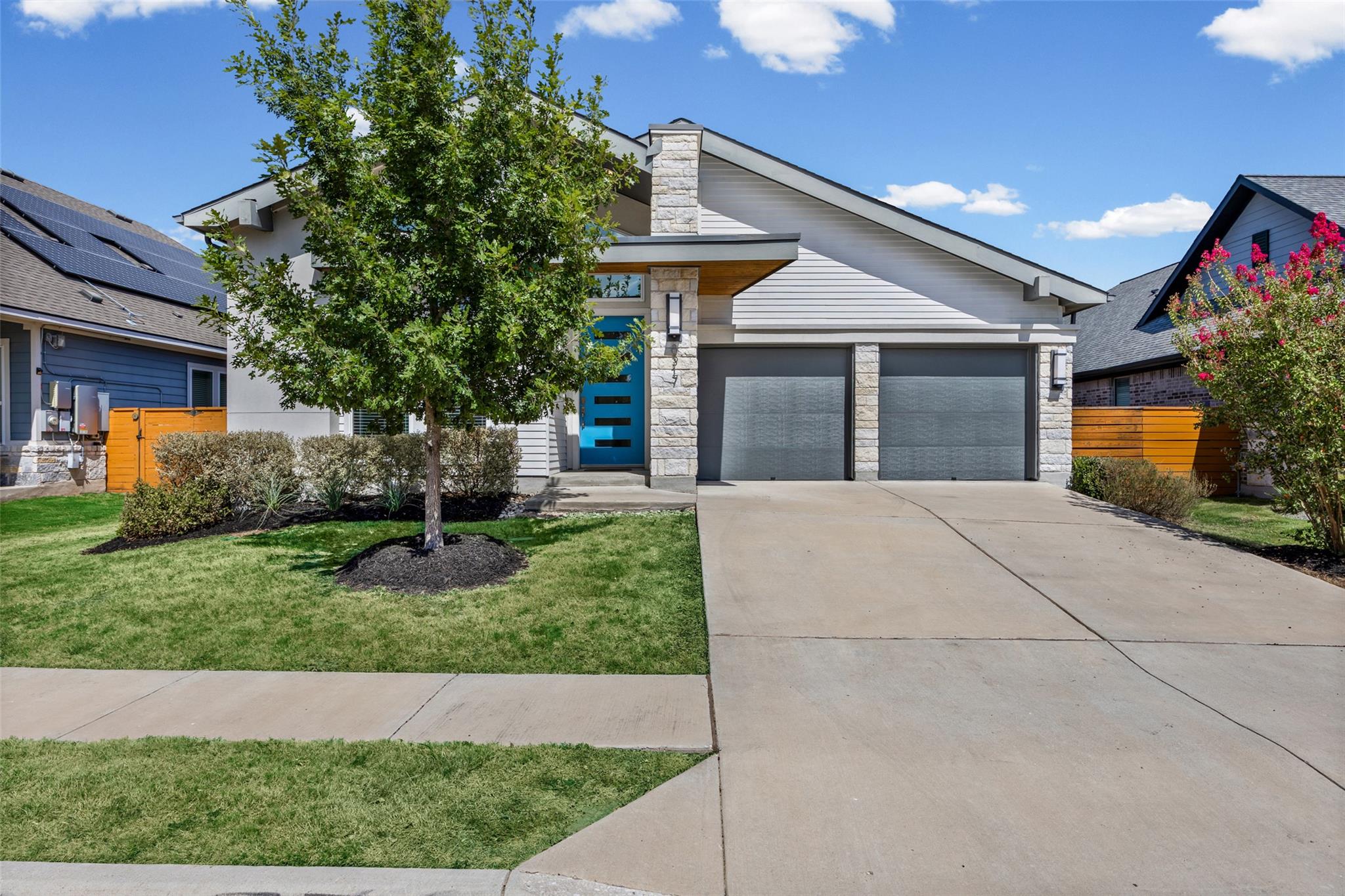 8317 Donnelley, Austin, TX 78744 — photo 1