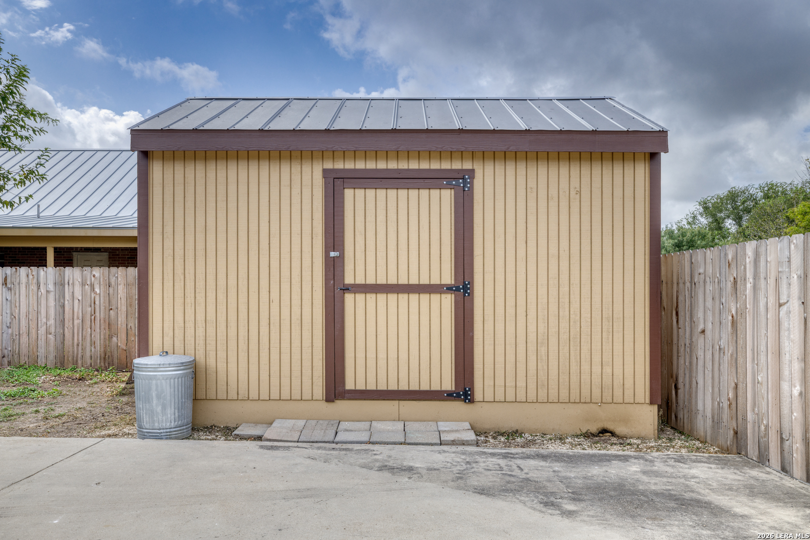 705 Sunrise Ave, ,  78801 — photo 1