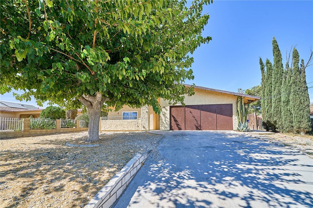 16326 Molino Dr., Victorville, CA 92395 — photo 1